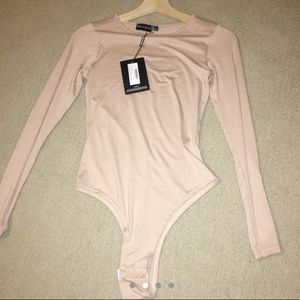 BASIC STONE CREW NECK LONG SLEEVE BODYSUIT